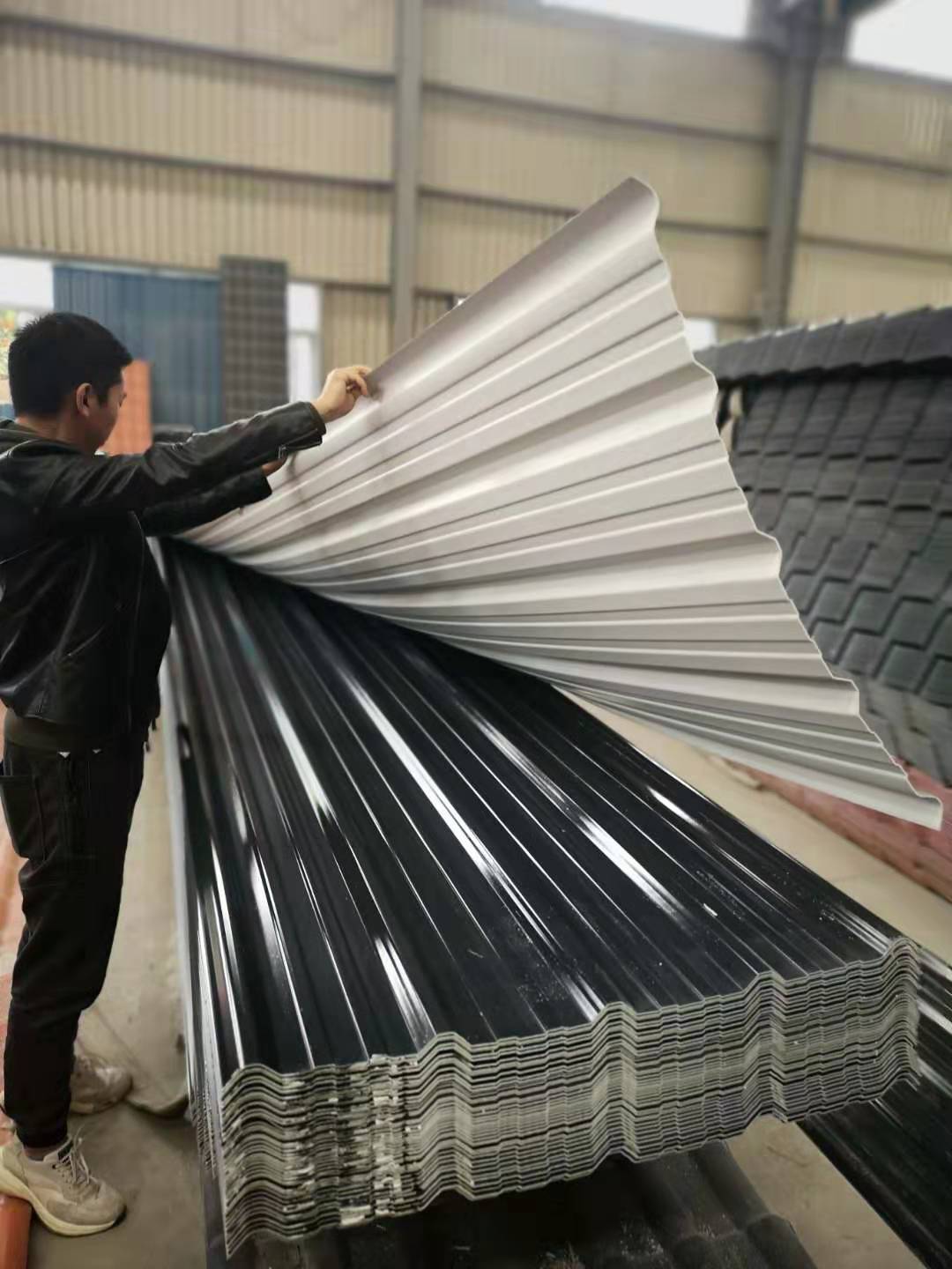 pvc塑鋼瓦施工時(shí)需要注意些什么方面？